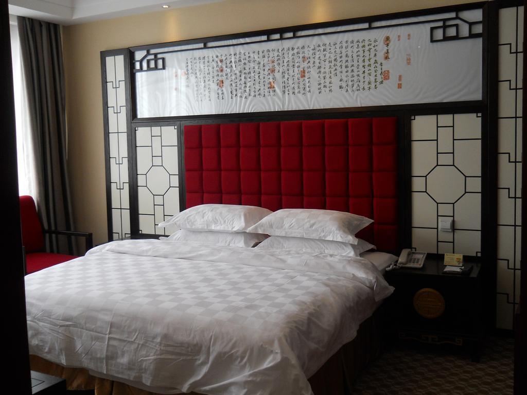 Yijing Holiday Hotel Yimeng Road Linyi  Δωμάτιο φωτογραφία