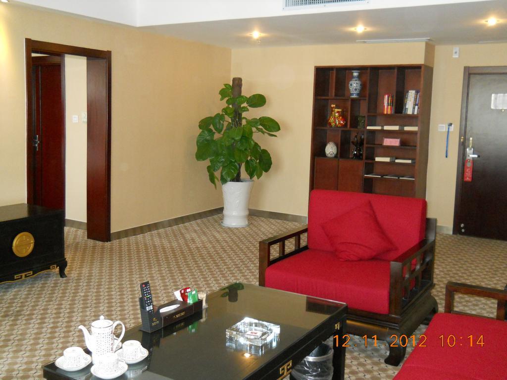 Yijing Holiday Hotel Yimeng Road Linyi  Εξωτερικό φωτογραφία