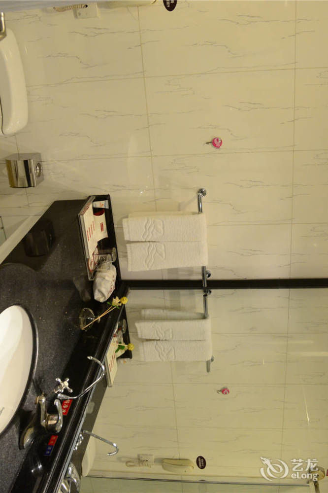Yijing Holiday Hotel Yimeng Road Linyi  Εξωτερικό φωτογραφία