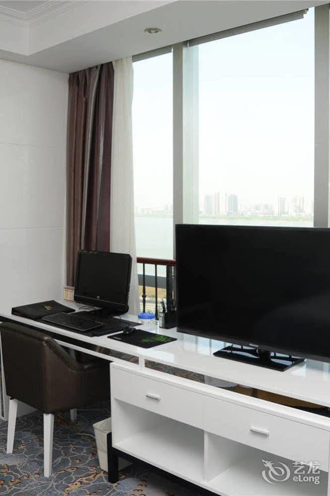 Yijing Holiday Hotel Yimeng Road Linyi  Εξωτερικό φωτογραφία