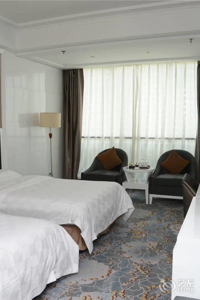 Yijing Holiday Hotel Yimeng Road Linyi  Εξωτερικό φωτογραφία